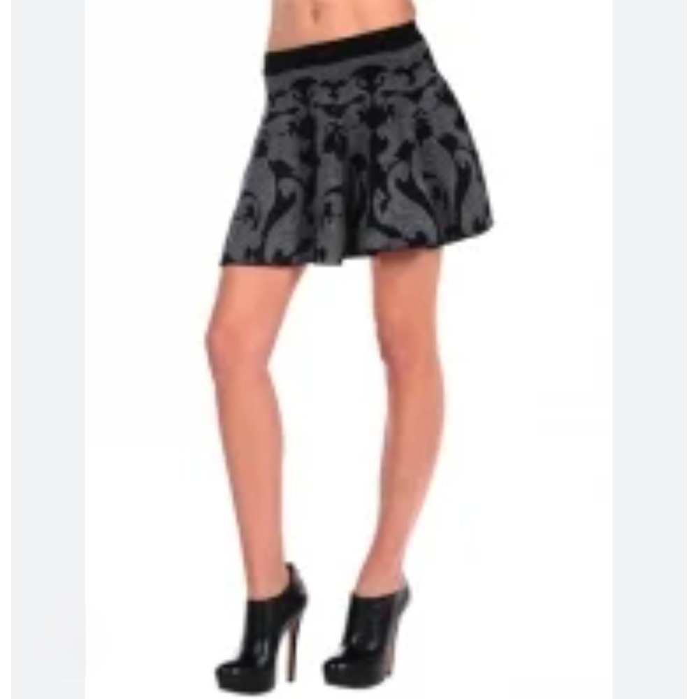 Torn by Ronny Kobo Grey Black Paisley Print Knit Skater Mini Skirt Size M